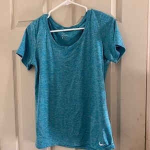 ✨2 FOR 20✨Nike Scoop Neck T-shirt